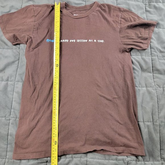 Friends Adults Medium Brown T Shirt Made One Session At A Time Short Sleeve - Picture 7 of 8